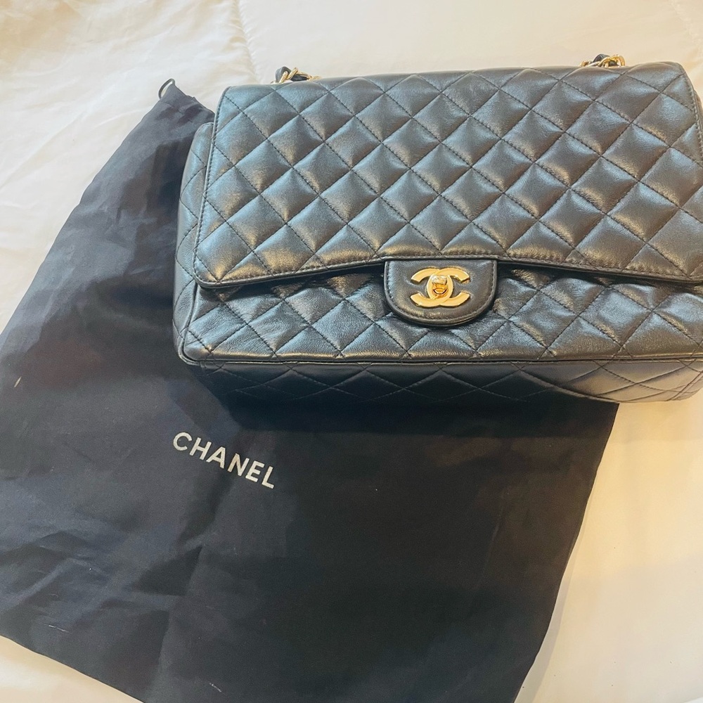 Chanel Quilted Caviar Calfskin Bag